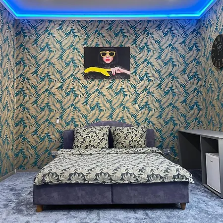 Hostel Rooms